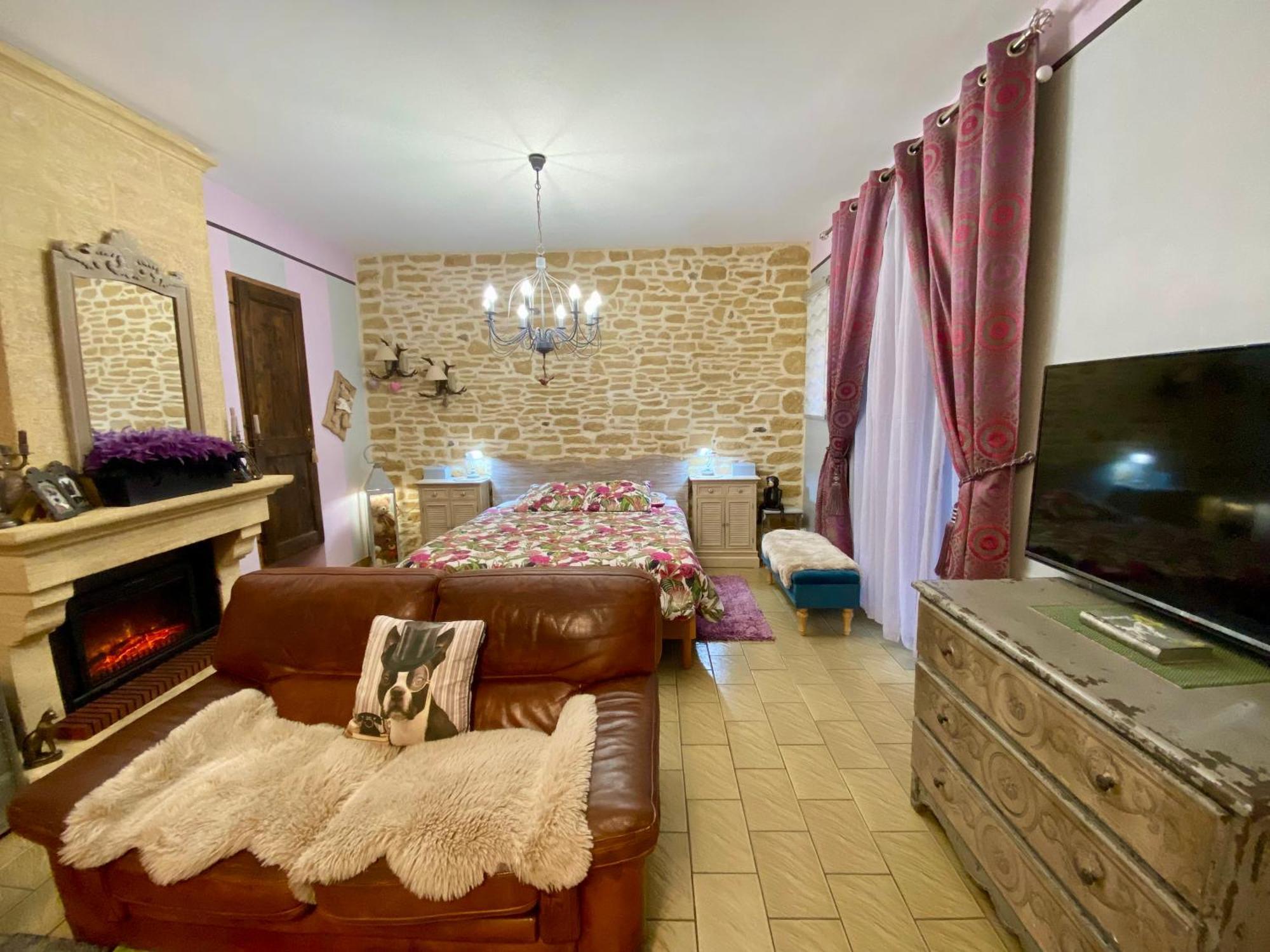 O Clair De Lune Au Coeur De Sarlat - Chambres Climatisees - Parking Prive - Piscine Chauffee - Spa Et Massages Exterior foto