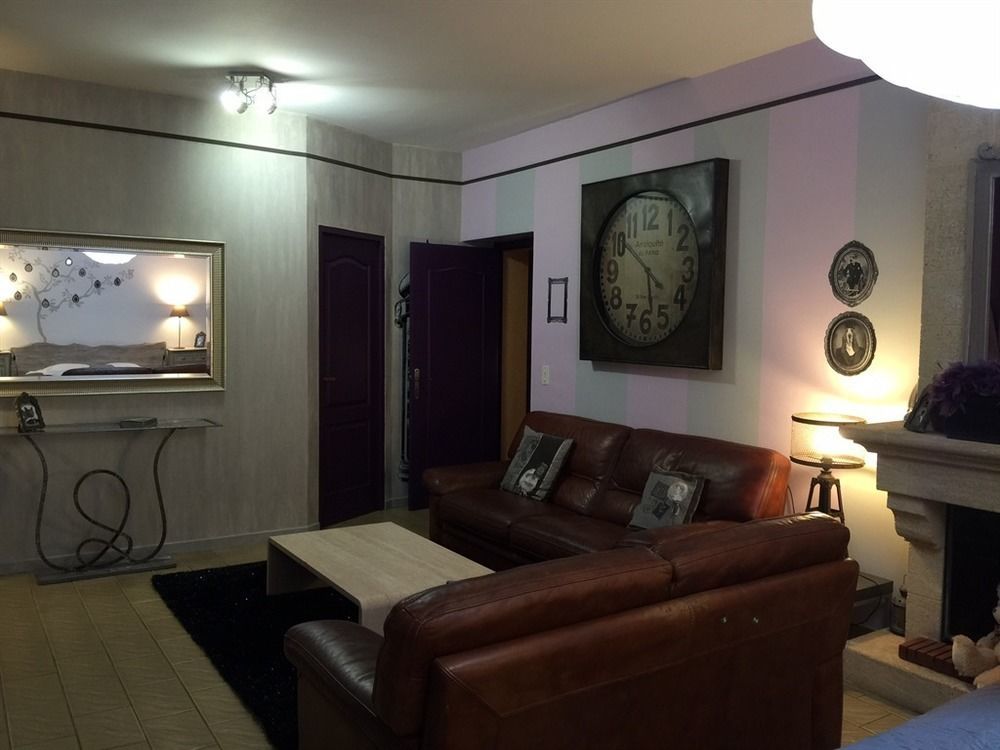 O Clair De Lune Au Coeur De Sarlat - Chambres Climatisees - Parking Prive - Piscine Chauffee - Spa Et Massages Exterior foto